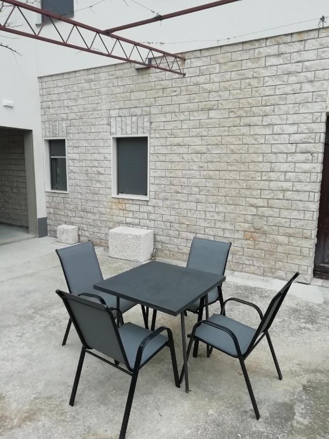 Apartament Apartman Zero Dugi Rat Zewnętrze zdjęcie